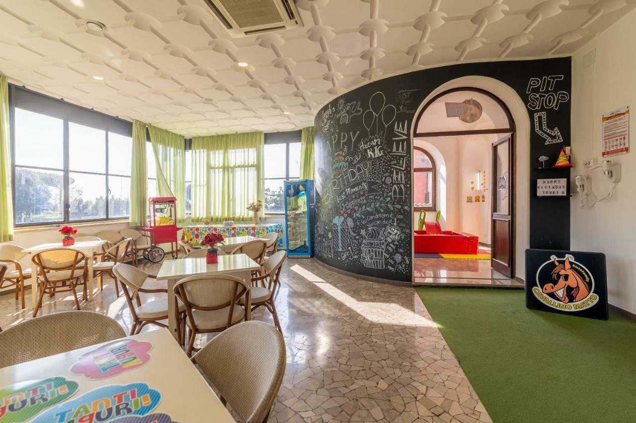 Antica Locanda Cavallino Bianco Cerveteri Exterior foto